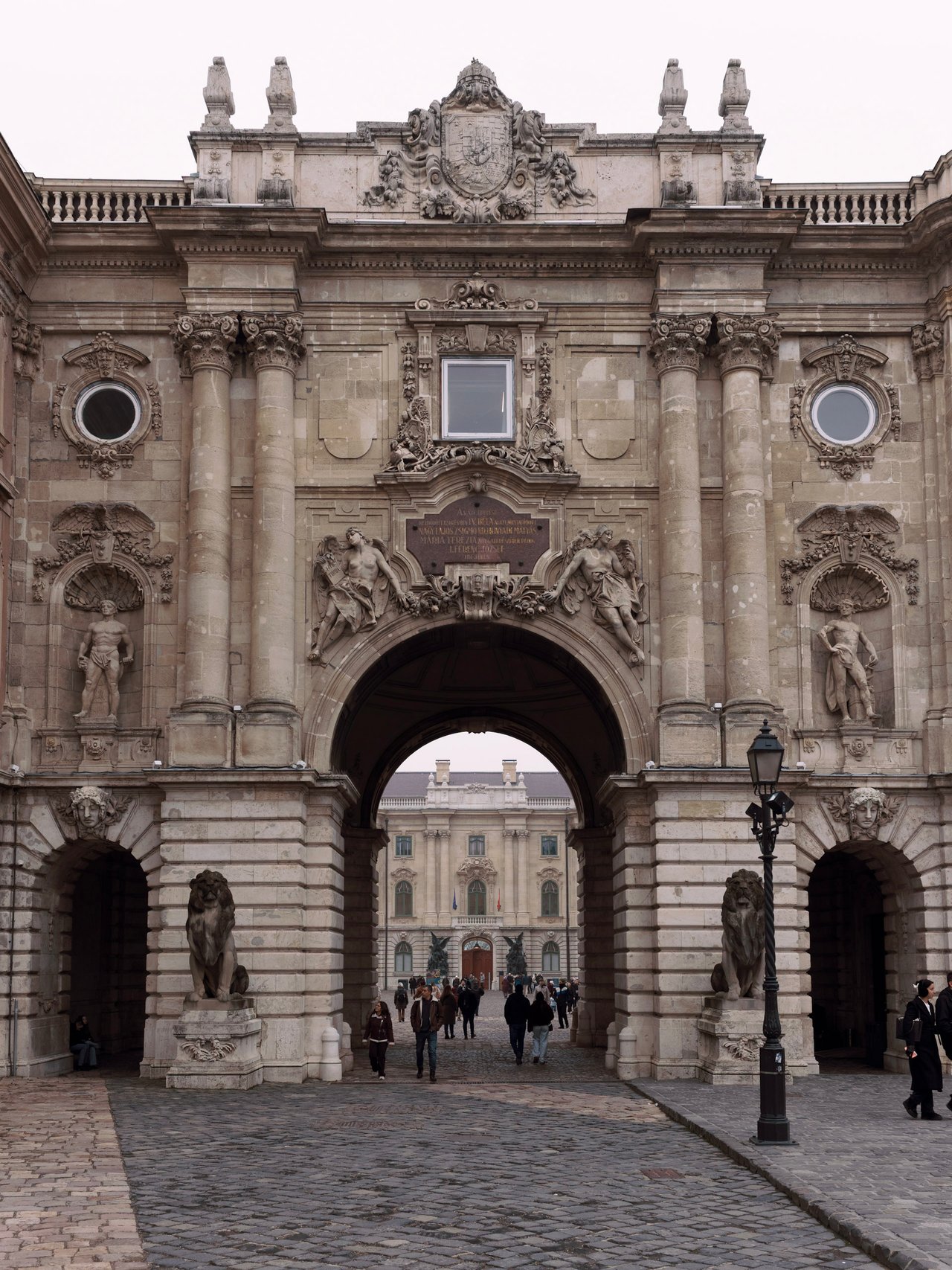 286ea35cbfc14af680ba8339224dc843